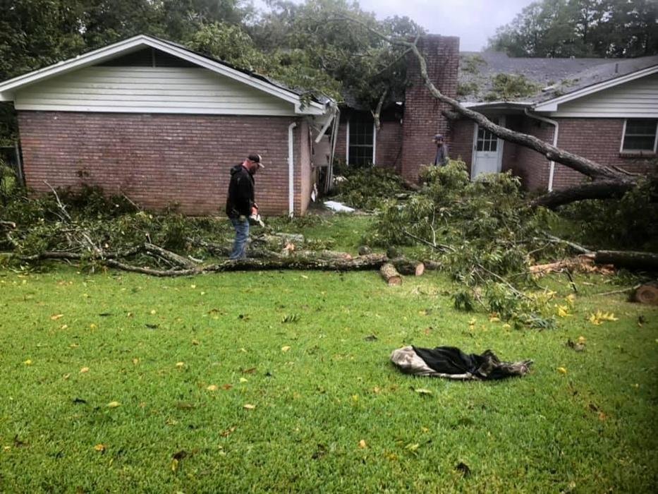 Slide of Jason Vega's Roofing