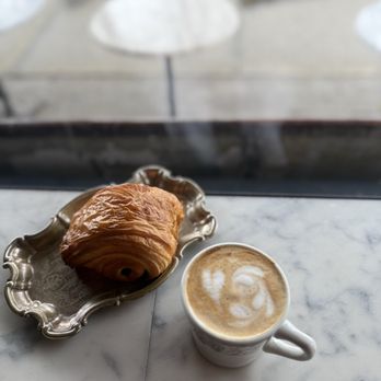 Le Marché St. George - flat white pain au chocolat - Cafes Near Me - Vancouver, British Columbia Le Marché St. George - flat white pain au chocolat - Cafes Near Me - Vancouver, British Columbia