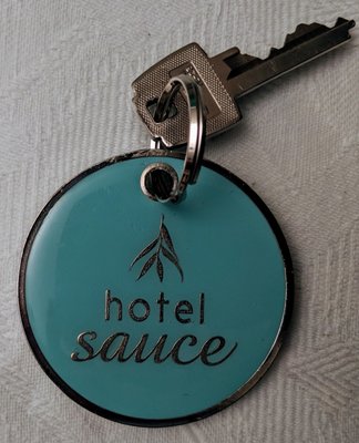 Hotel Sauce by null