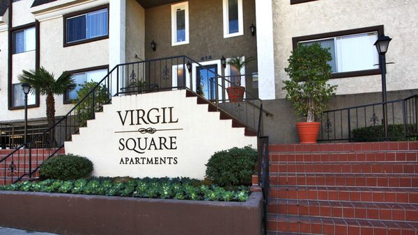411 S Virgil Ave