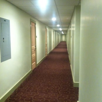 Murray Hotel - Nice wide halls. - Hotels Near Me - Silver City, New Mexico