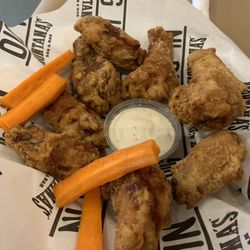 Montana's BBQ & Bar Tsawwassen