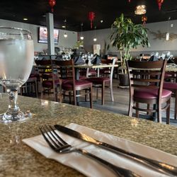 Chopsticks Asian Bistro - How quiet it is at 4pm