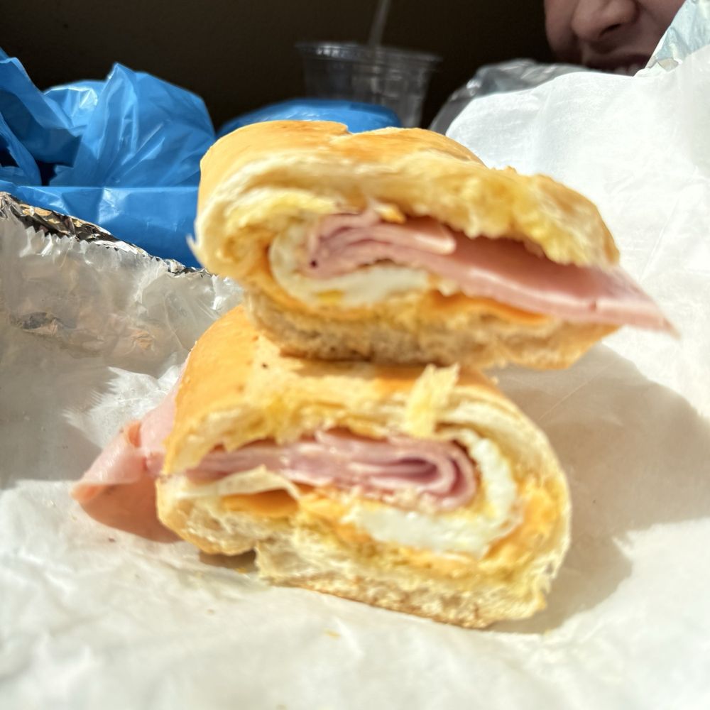 Pandeli - Egg ham and cheese sandwich - Bakeries Near Me - Culebra, Puerto Rico