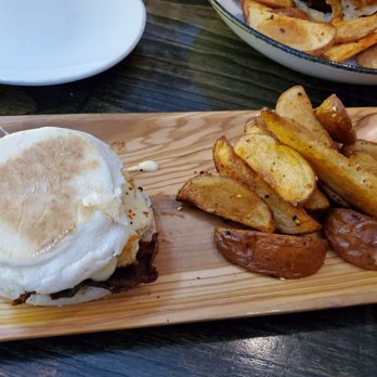 E+O Kitchen - Hyde Park - Breakfast sandwich. Or a worse, more expensive, egg McMuffin - Sushi Bars Near Me - Cincinnati, Ohio E+O Kitchen - Hyde Park - Breakfast sandwich. Or a worse, more expensive, egg McMuffin - Sushi Bars Near Me - Cincinnati, Ohio