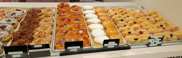 Bob’s Donuts by null