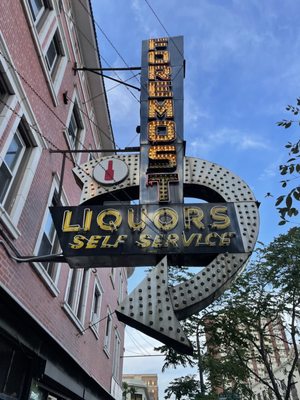 Argyle Night Market by null