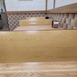 Sal's Pizzeria - Tables definitely are wiped down, each with a napkin dispenser !