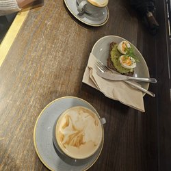 2 vanilla latter's and avocado toast