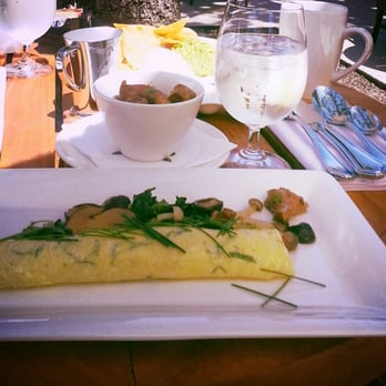 Heritage Oak - Western omelet with fingerling potatoes - New American Near Me - Yountville, California Heritage Oak - Western omelet with fingerling potatoes - New American Near Me - Yountville, California