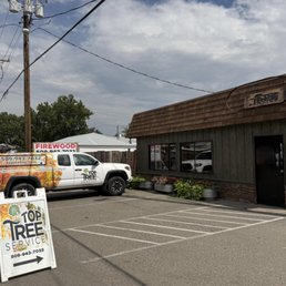 Exterior outside entrance of Top Tree Service - West Richland, Washington Exterior outside entrance of Top Tree Service - West Richland, Washington