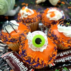 Zeppieri & Sons Bakery - Spooky cupcakes