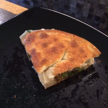 Everyday Noodles - Last piece of scallion pancake - Chinese Near Me - Pittsburgh, Pennsylvania