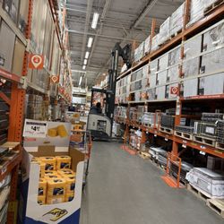 The Home Depot - Forklift