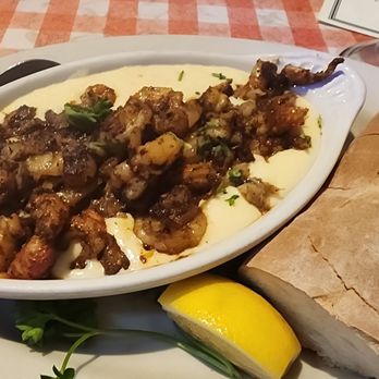 Charlie's Creole Kitchen - Seafood fondue. Best thing ever - Cajun/Creole Near Me - Dallas, Texas