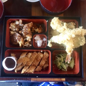 Miyo's Restaurant - Izakaya Near Me - Hilo, Hawaii