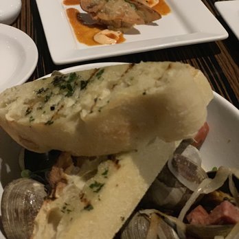 Roy's Kaanapali - Steam clams - Hawaiian Near Me - Lahaina, Hawaii Roy's Kaanapali - Steam clams - Hawaiian Near Me - Lahaina, Hawaii
