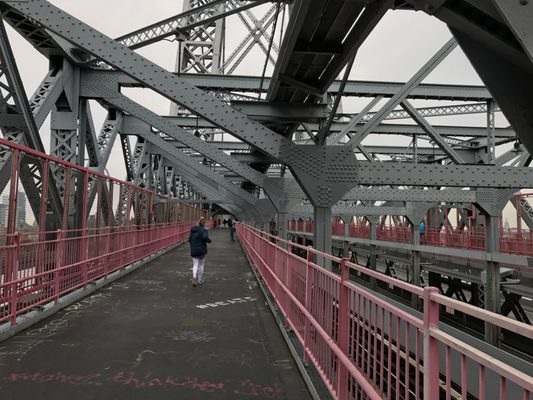Williamsburg Bridge by null