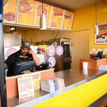 Hungry Howie's Pizza - Pizza Near Me - River Rouge, Michigan Hungry Howie's Pizza - Pizza Near Me - River Rouge, Michigan