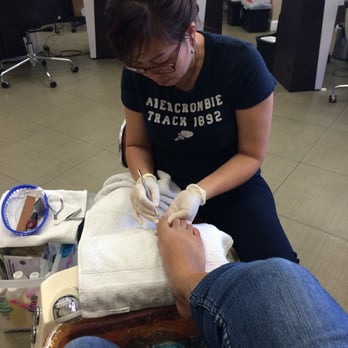 Colour Nails Spa - Tammy working on my gnarly toes - Nail Salons Near Me - Los Angeles, California Colour Nails Spa - Tammy working on my gnarly toes - Nail Salons Near Me - Los Angeles, California