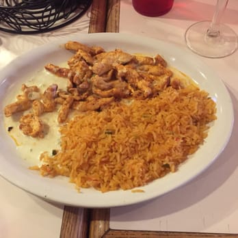 El Rodeo - Arroz con pollo - Mexican Near Me - Blacksburg, Virginia El Rodeo - Arroz con pollo - Mexican Near Me - Blacksburg, Virginia