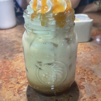 Huckleberry’s Breakfast And Lunch - Iced Caramel Macchiato - Breakfast & Brunch Near Me - Concord, California