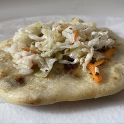 Pupuseria Y Restaurante Platano - Pupusa