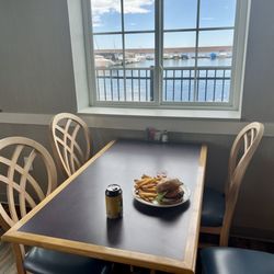 Seagulls restaurant - Cheeseburger and fries with a beer, overlooking the marina