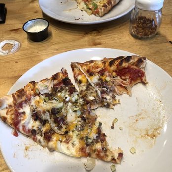 Pizza On the Run - Cheeseburger pizza and party in your mouth pizza - Italian Near Me - Keystone, Colorado