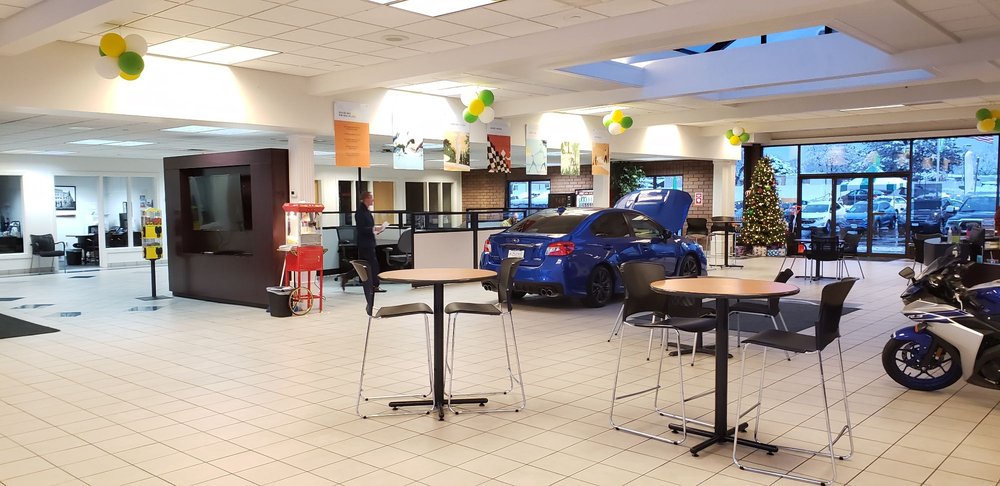 LARRY H. MILLER USED CAR SUPERMARKET 90TH - 20 Photos & 20 Reviews