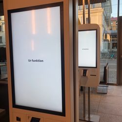 McDonald's - Broken shit
