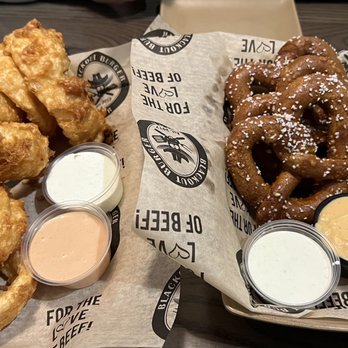 Blackout Burger Bar - Onion rings and fried pretzels - Bars Near Me - Mercer, Pennsylvania Blackout Burger Bar - Onion rings and fried pretzels - Bars Near Me - Mercer, Pennsylvania