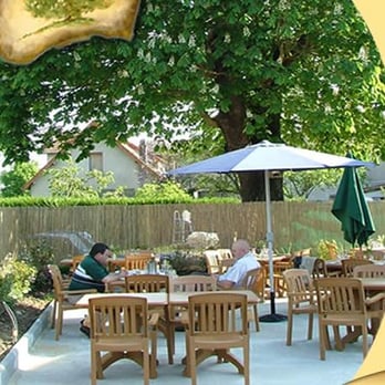 Auberge du Marronnier - La magnifique terrasse sous le marronnier!!! - French Near Me - Romagne, 86 Auberge du Marronnier - La magnifique terrasse sous le marronnier!!! - French Near Me - Romagne, 86