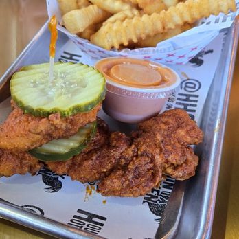 Houston TX Hot Chicken - Chicken Shop Near Me - Spokane, Washington