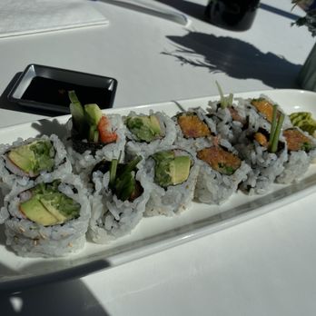 B Cafe - Sushi Bars Near Me - Quincy, Massachusetts