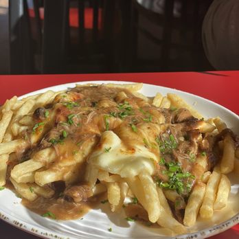 Lariat Lodge Brewing Company - Poutine - Brewpubs Near Me - Evergreen, Colorado Lariat Lodge Brewing Company - Poutine - Brewpubs Near Me - Evergreen, Colorado