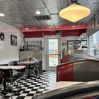Midnight Diner - Diners Near Me - Charlotte, North Carolina