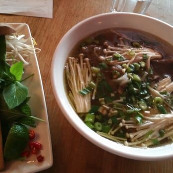 Pho - PHÔ combo - Vietnamese Near Me - London, XGL
