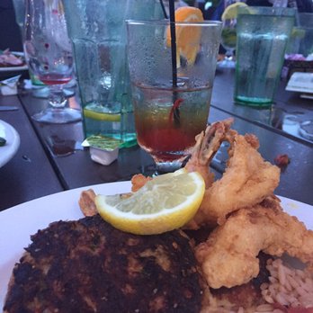 O. C. White's Restaurant - The seafood combo - Seafood Near Me - St Augustine, Florida