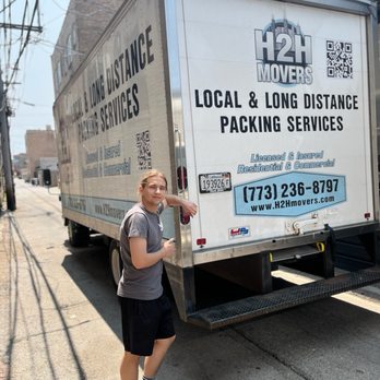 H2H Movers - Movers Near Me - Chicago, Illinois H2H Movers - Movers Near Me - Chicago, Illinois