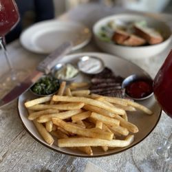 Oddfellows - Petite steak frites