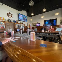 Pilot House BBQ - Bar