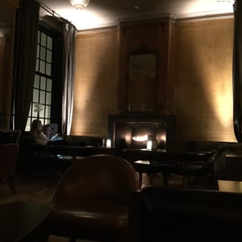 Restaurant Vinkeles - The lounge at the Dylan. - French Near Me - Amsterdam, New Hampshire Restaurant Vinkeles - The lounge at the Dylan. - French Near Me - Amsterdam, New Hampshire