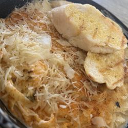 Sizzlin Skillets - Creole Grilled Chicken Alfredo