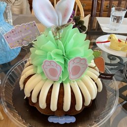 Lemon Bundt cake decorated for Easter Lemon Bundt cake decorated for Easter