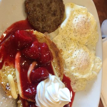 Perkins Restaurant & Bakery - Strawberry croissant fresh toast - Breakfast & Brunch Near Me - Urbana, Illinois Perkins Restaurant & Bakery - Strawberry croissant fresh toast - Breakfast & Brunch Near Me - Urbana, Illinois