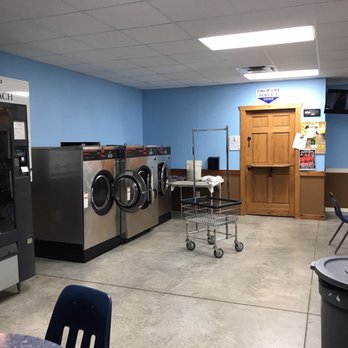 Blue Ridge Coin Laundry - Laundry drop off service 0730 AM - 330 PM Mon-Fri - Laundromat Near Me - Blue Ridge, Georgia Blue Ridge Coin Laundry - Laundry drop off service 0730 AM - 330 PM Mon-Fri - Laundromat Near Me - Blue Ridge, Georgia