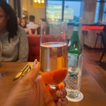 Gordon Ramsay Hell's Kitchen - Sparkling rosé was of great quality! - Desserts Near Me - Washington, DC, District of Columbia Gordon Ramsay Hell's Kitchen - Sparkling rosé was of great quality! - Desserts Near Me - Washington, DC, District of Columbia