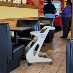 Zaxbys - No stars for cleanliness