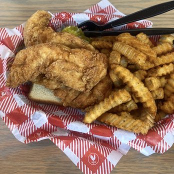 Hattie B's Hot Chicken - Chicken Wings Near Me - Nashville, Tennessee Hattie B's Hot Chicken - Chicken Wings Near Me - Nashville, Tennessee